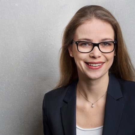 Porträt von Julia Buß
